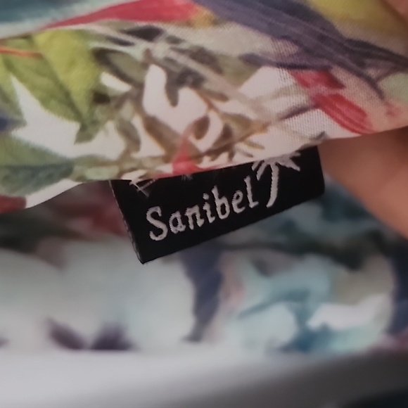 Sanibel floral round scarf - Picture 3 of 3